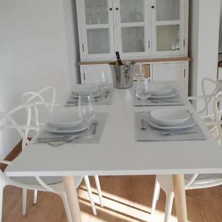 Relax Apartment Mit Garten - Lifestyle Am Bodensee, Fahrraeder & Parkplatz Inklusive Bregenz Exterior photo